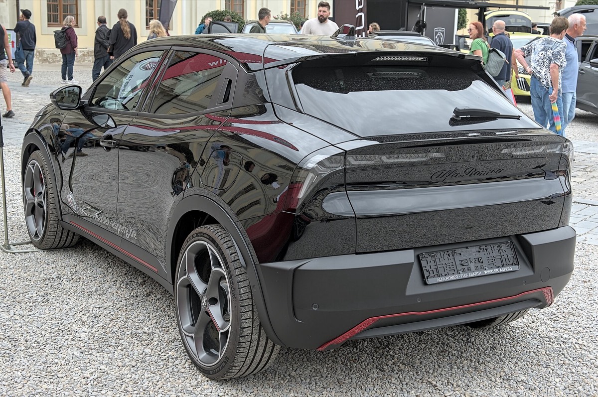 Alfa Romeo Junior