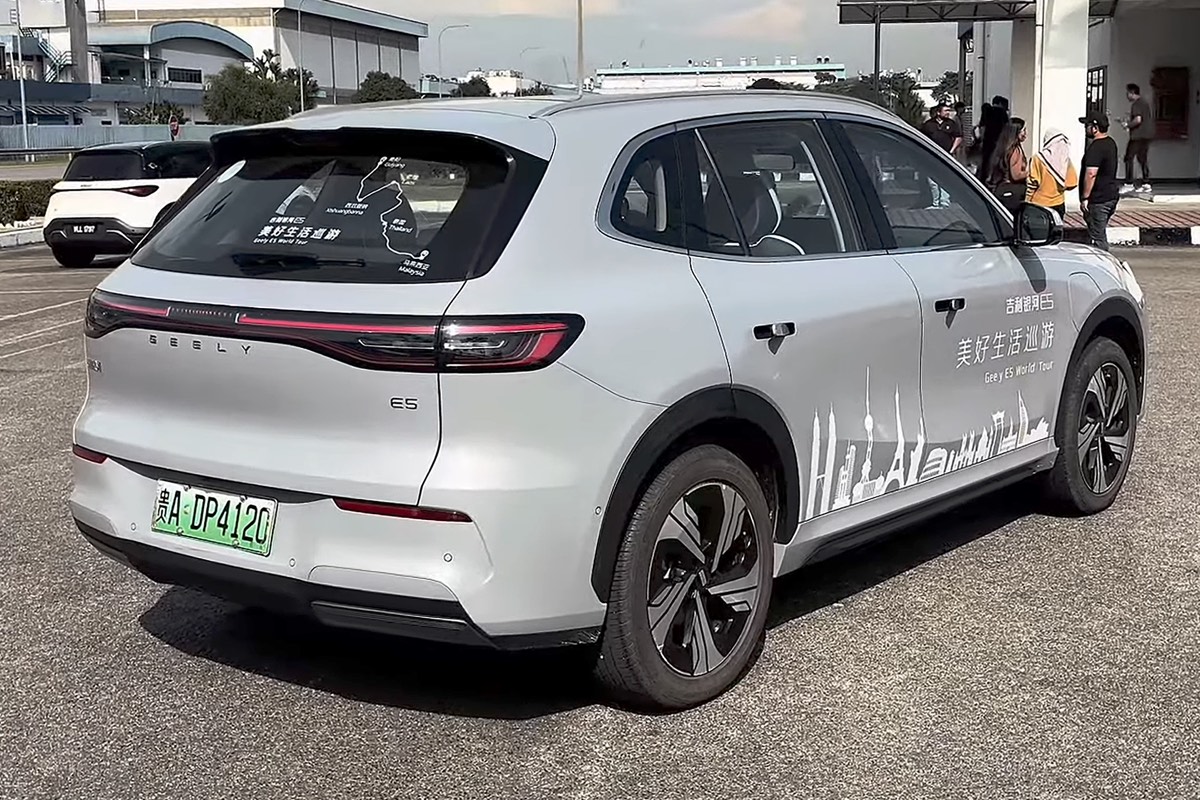 Geely E5