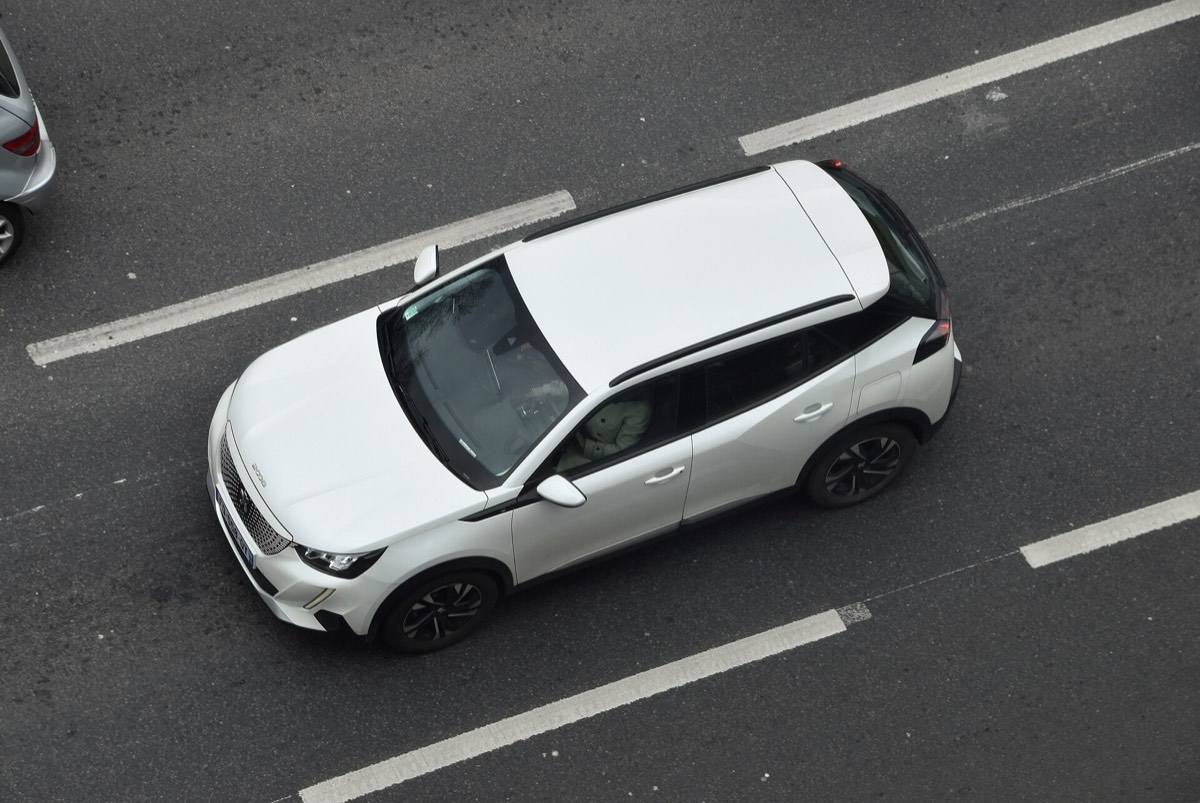 Peugeot e-2008